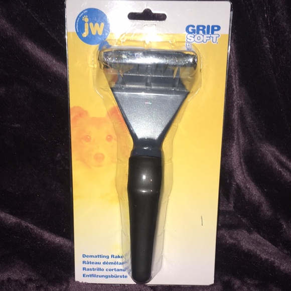 JW Pet Dematting rake - Picture 1 of 3